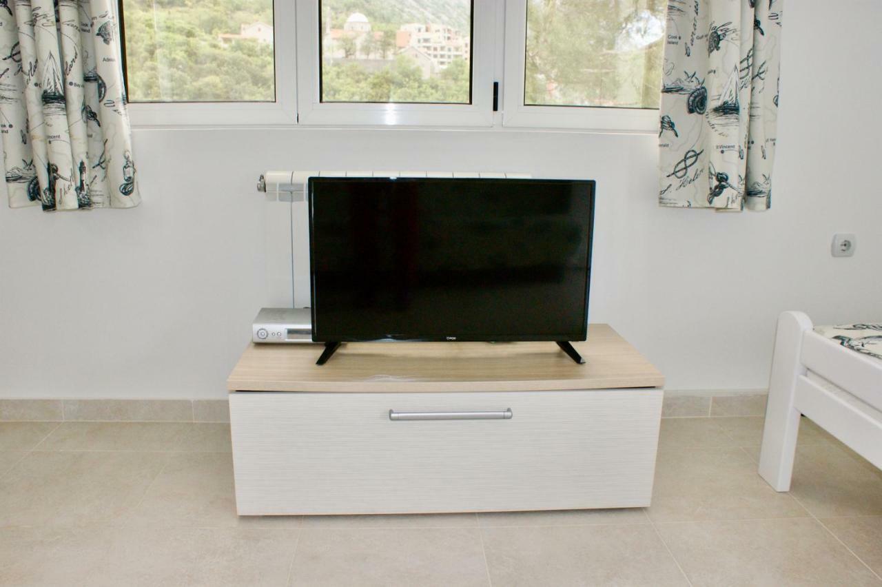 Studio Apartments Morinj Extérieur photo