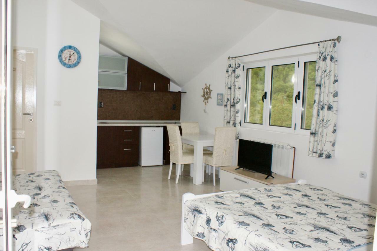Studio Apartments Morinj Extérieur photo